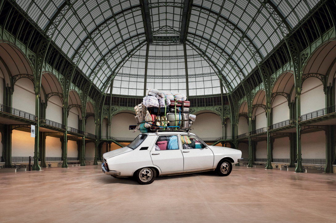 Photo d'une R12 dans la Nef du Grand Palais